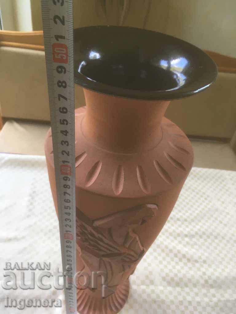 Delivery of CERAMIC VASE FOR 70 YEARS - MASTER VASIL PAVLOV-TETEVEN Delivery of CERAMIC VASE FOR 70 YEARS - MASTER VASIL PAVLOV-TETEVEN