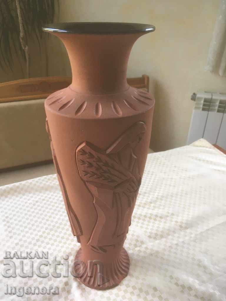 CERAMIC VASE FROM THE 70S - MASTER VASIL PAVLOV - TETEVEN