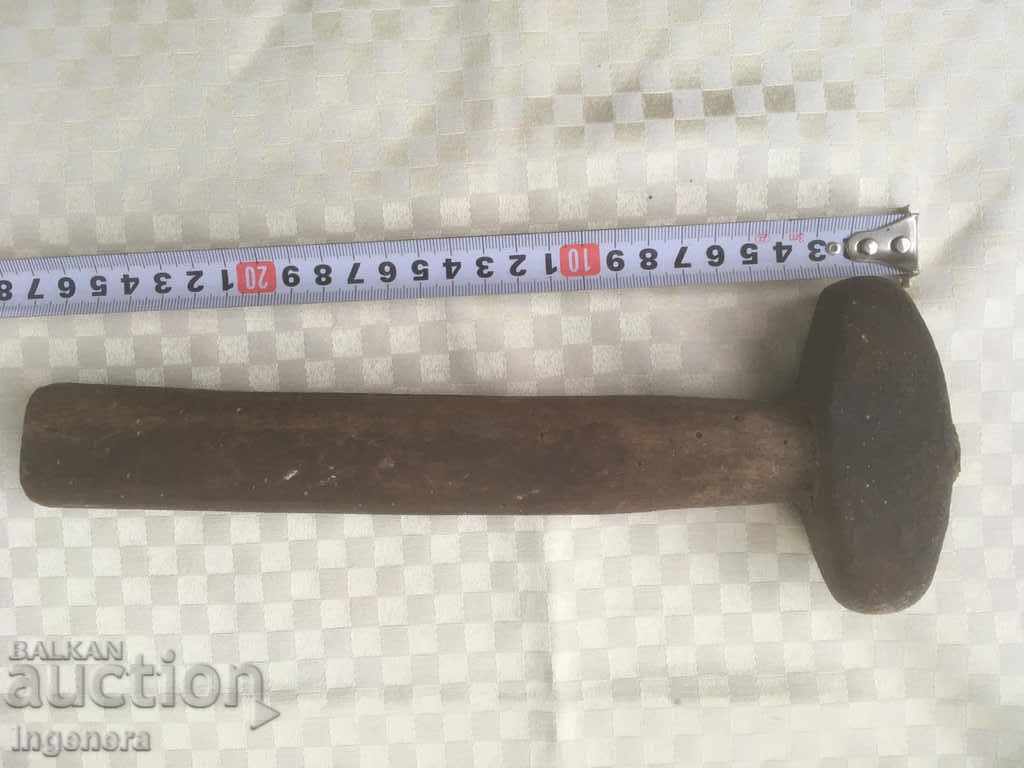 CHUK STAR KAMENARSKI CHUK-700 GR with price 20.00 BGN | € 10.23