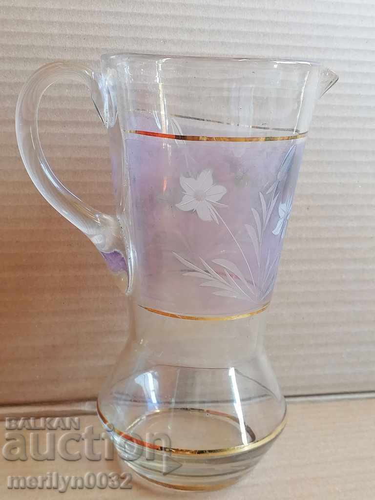 Old crystal jug with engravings with price 59.00 BGN | € 30.17 Old crystal jug with engravings with price 59.00 BGN | € 30.17