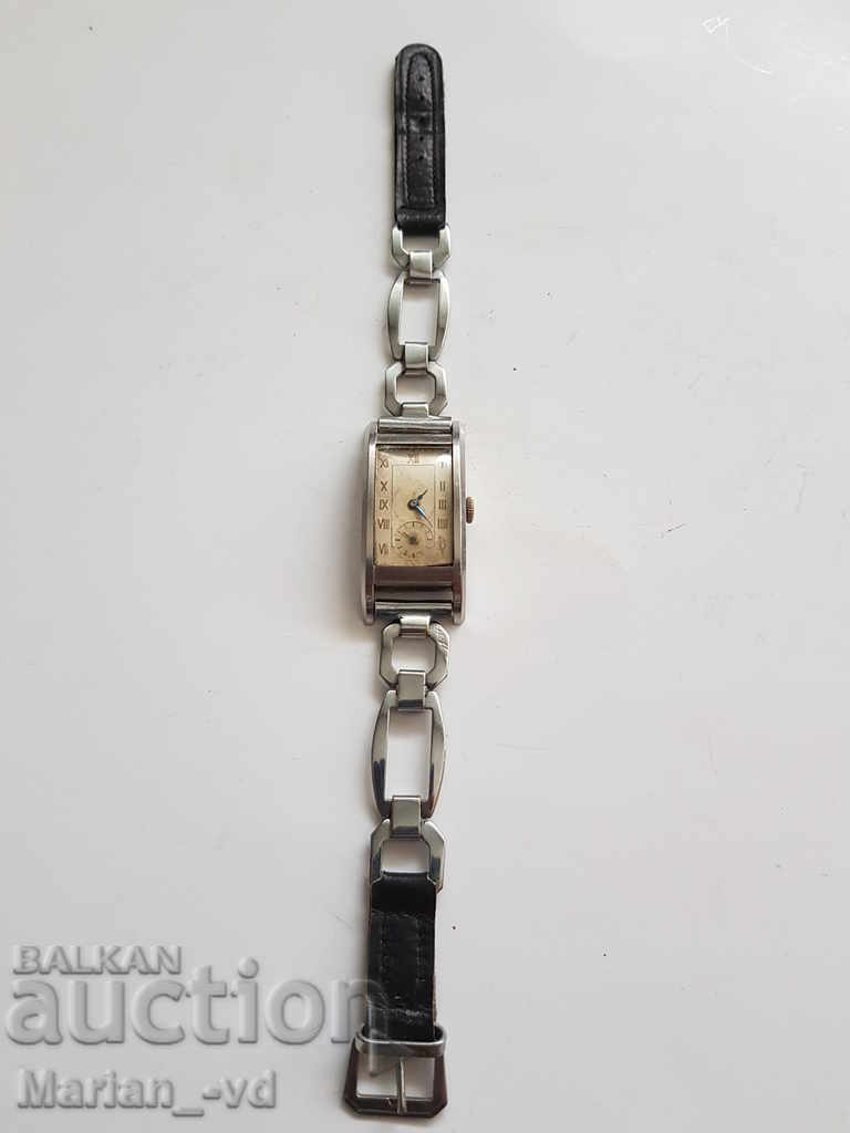 Стар дамски часовник Deposee с цена 90.00 лв. | € 46.02 Стар дамски часовник Deposee с цена 90.00 лв. | € 46.02