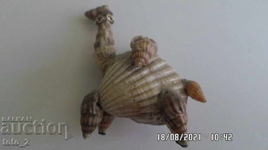 SOUVENIR OF NATURAL MATERIALS - CAMEL