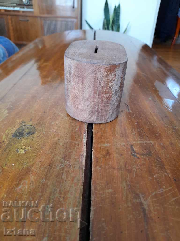 Old wooden box with price 20.00 BGN | € 10.23 Old wooden box with price 20.00 BGN | € 10.23