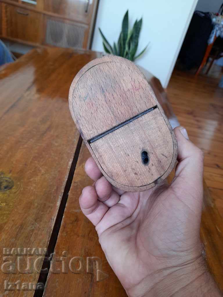 Old wooden box - 6 Old wooden box - 6