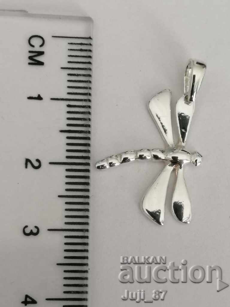 New silver seahorse pendant