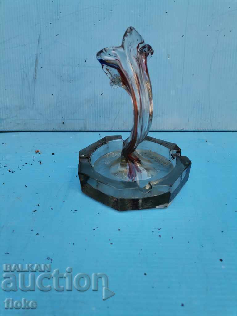 Old ashtray - glass with price 22.00 BGN | € 11.25 Old ashtray - glass with price 22.00 BGN | € 11.25