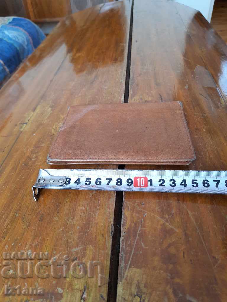 Portofel din piele vechi, portofel cu preț 15.00 BGN | € 7.67