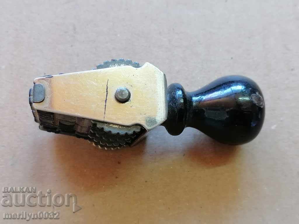 Wet seal sensor was last used in September 1938 - 7 Wet seal sensor was last used in September 1938 - 7