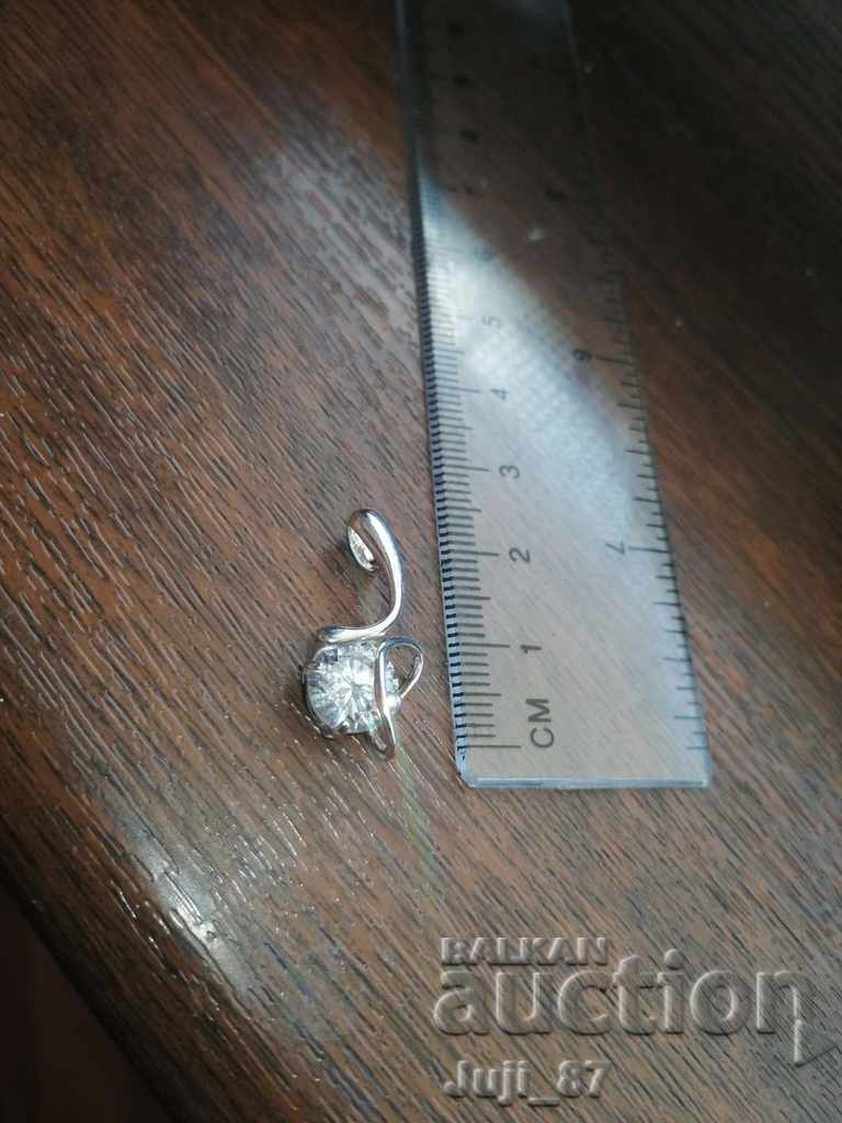 New silver pendant with zircon