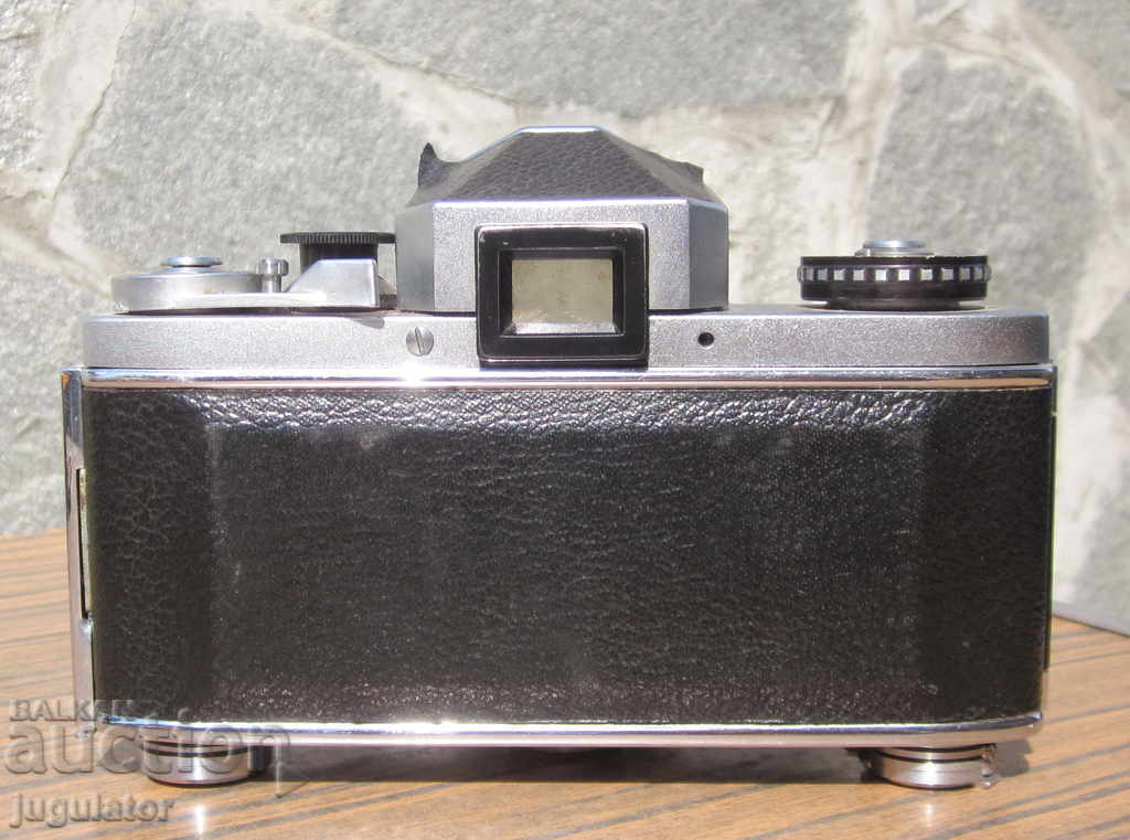 стар Германски фотоапарат EXAKTA VX 1000 и работи - 5