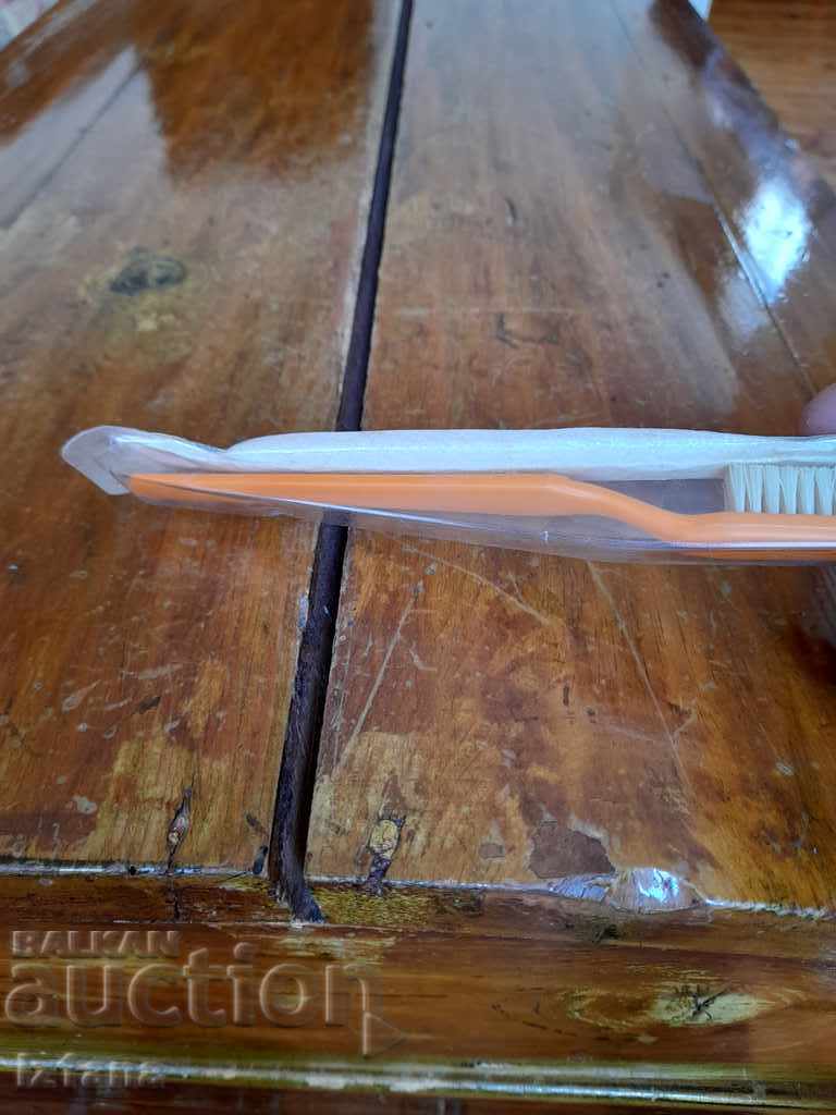 Аукцион Стара четка за зъби Тетевен Аукцион Стара четка за зъби Тетевен