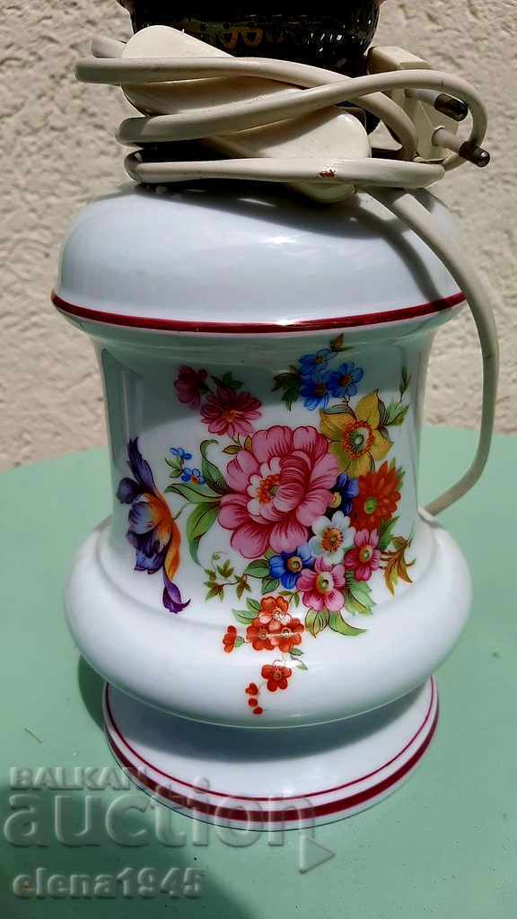 Delivery of Desk lamp Delivery of Desk lamp