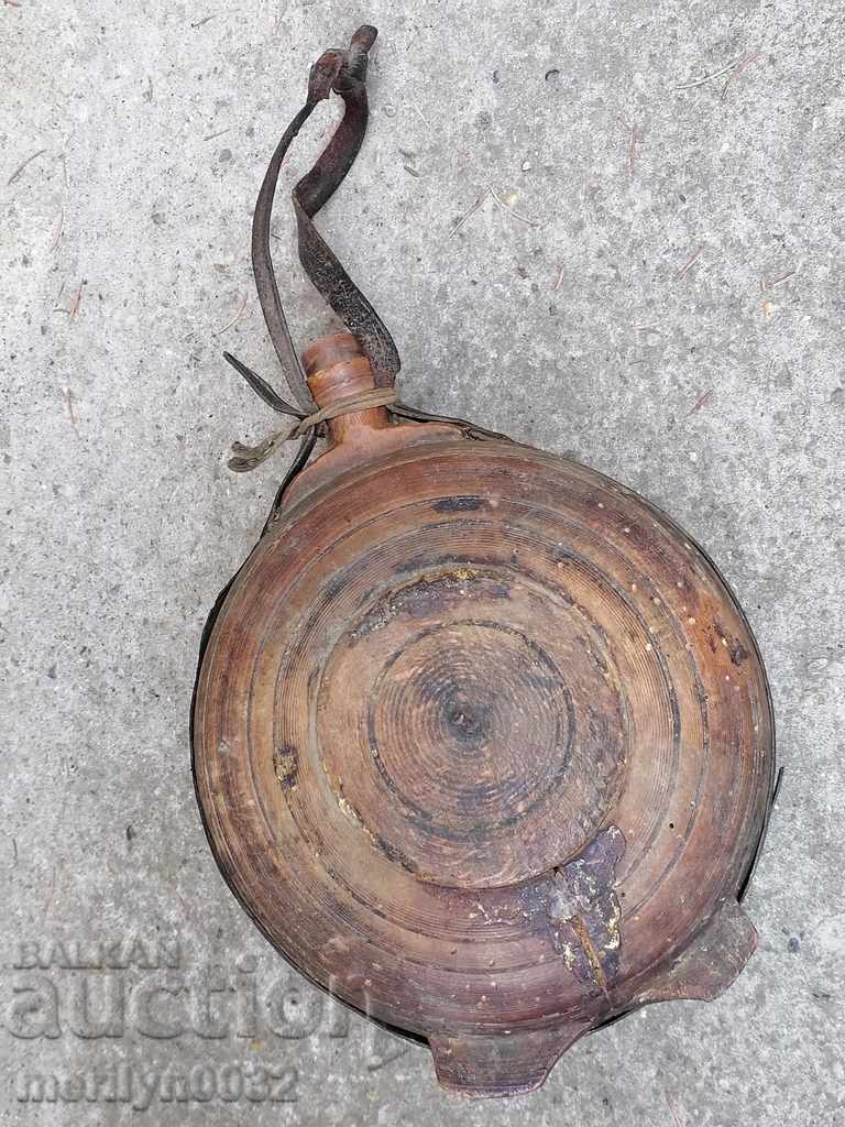 King's flask, wooden bucket, barrel, barrel - 5 King's flask, wooden bucket, barrel, barrel - 5