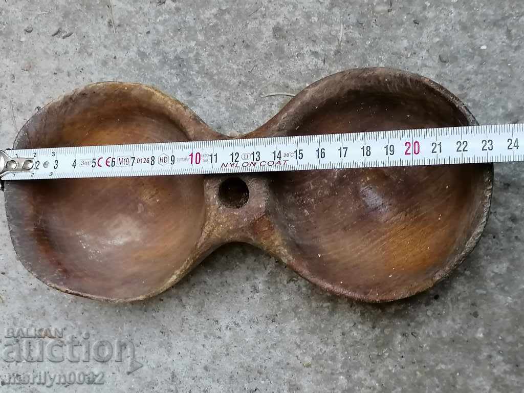 An old wooden salon, a salt pan with a spoon, the wooden one - 6 An old wooden salon, a salt pan with a spoon, the wooden one - 6