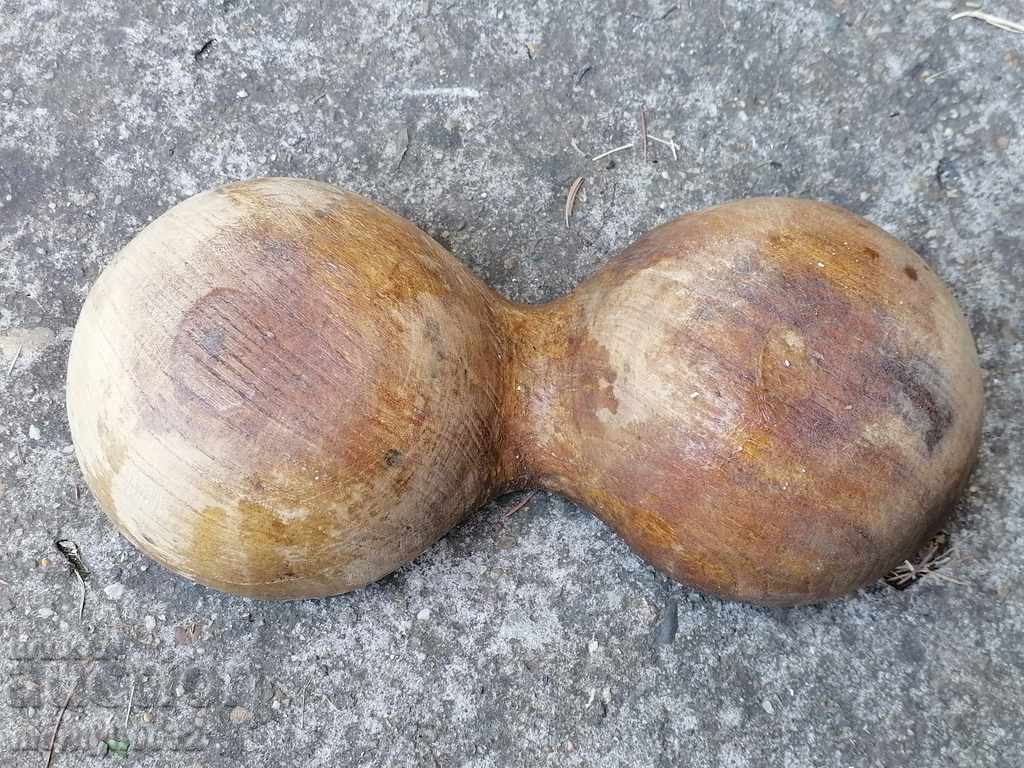 An old wooden salon, a salt pan with a spoon, the wooden one - 7 An old wooden salon, a salt pan with a spoon, the wooden one - 7