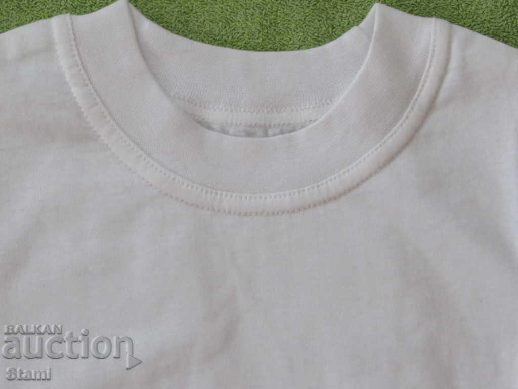 Baby T-shirt with strawberry straw, new, size 140 - 6