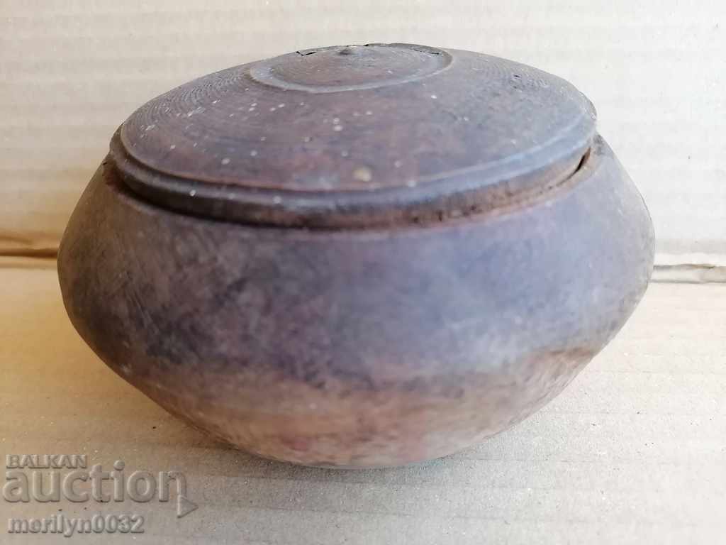 Дървена  купа с капак паница солница танурче, дървения