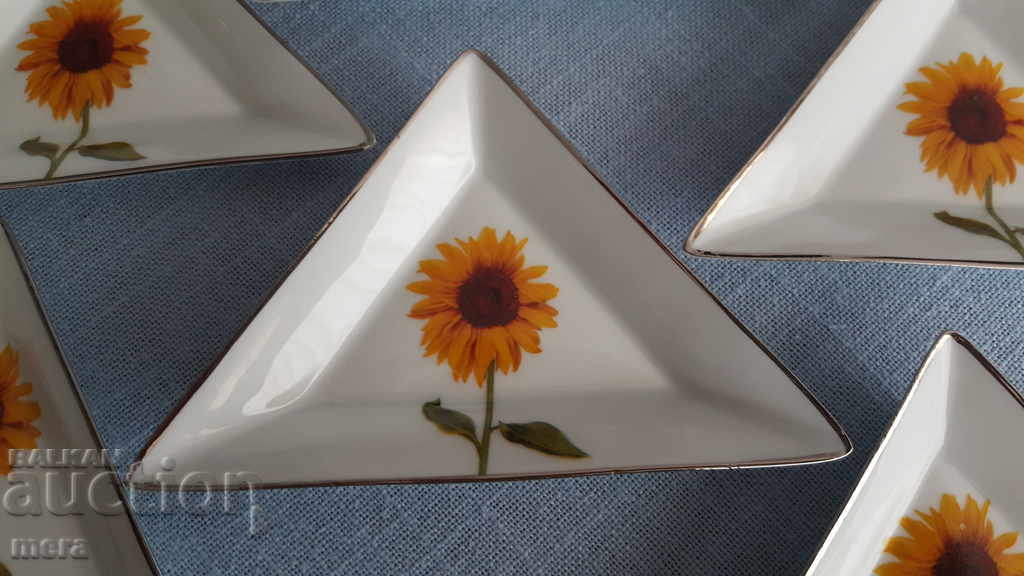 Porcelain plates-Limoges with price 50.00 BGN | € 25.56