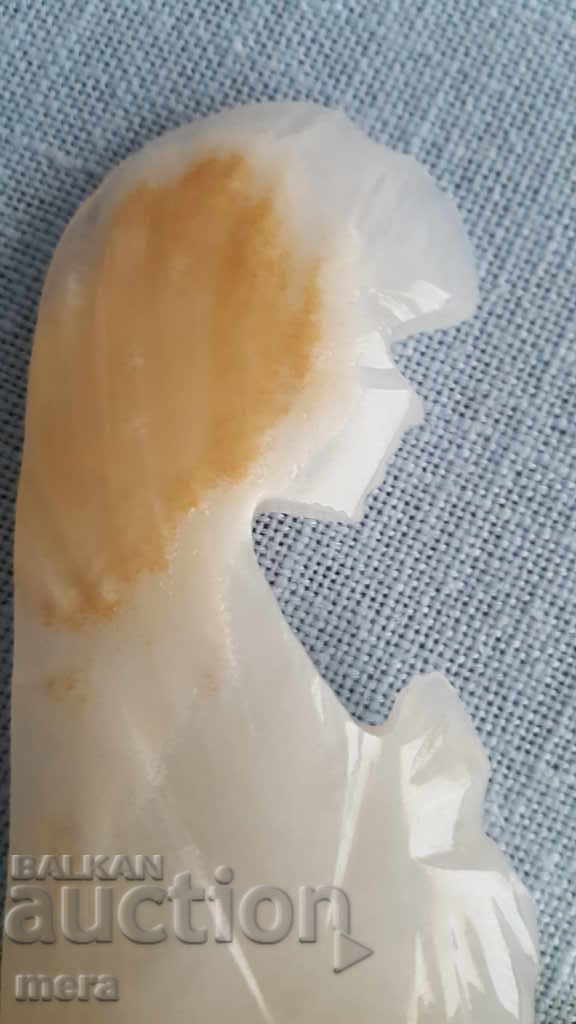 Beautiful figurine made of natural onyx material with price 18.00 BGN | € 9.20 Beautiful figurine made of natural onyx material with price 18.00 BGN | € 9.20