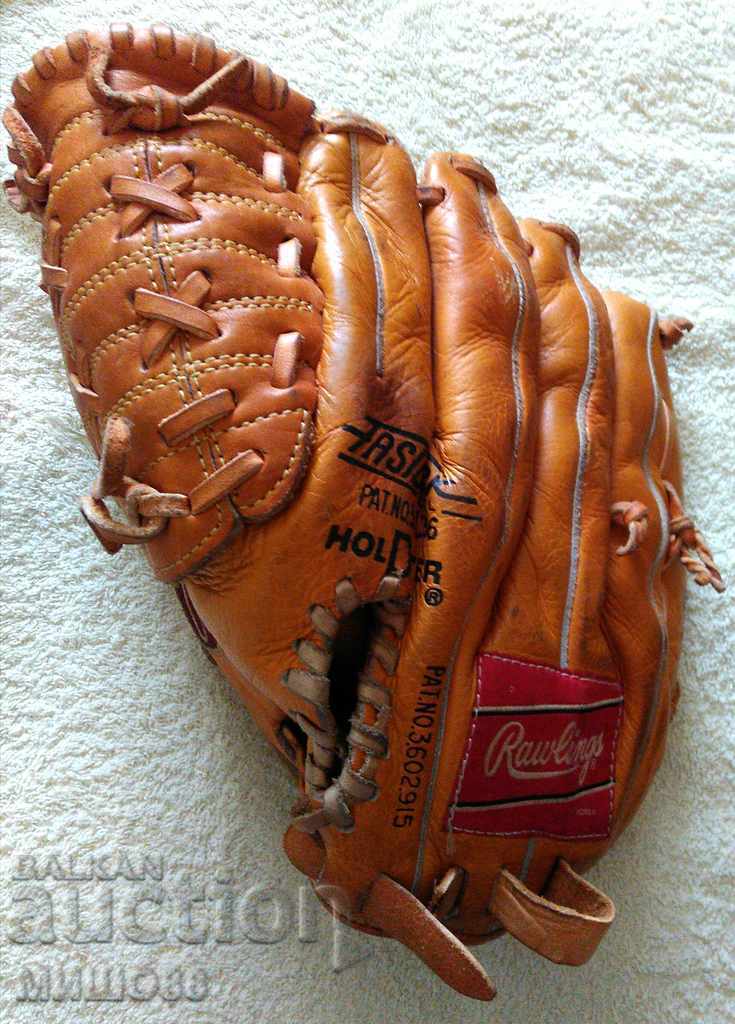 RAWLINGS Baseball Glove. Genuine Leather. NEW! with price 140.00 BGN | € 71.58 RAWLINGS Baseball Glove. Genuine Leather. NEW! with price 140.00 BGN | € 71.58