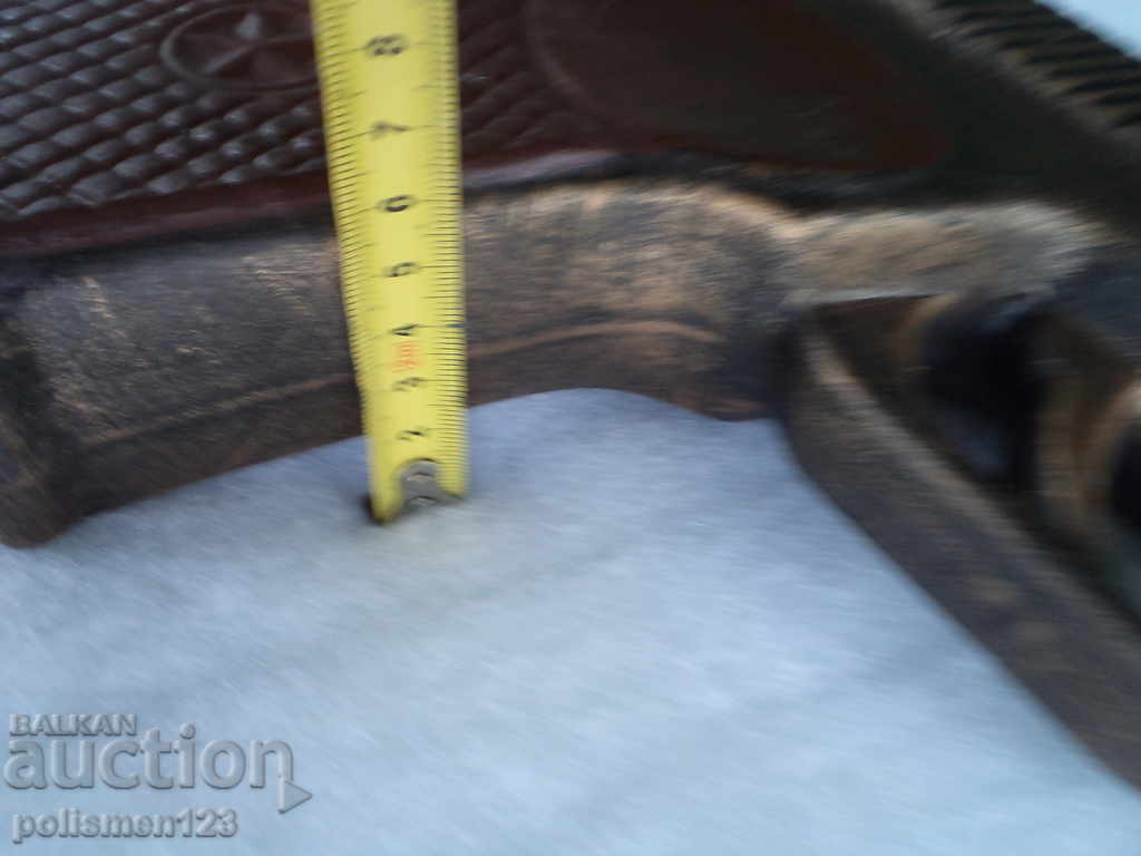 Licitație PISTOL Licitație PISTOL