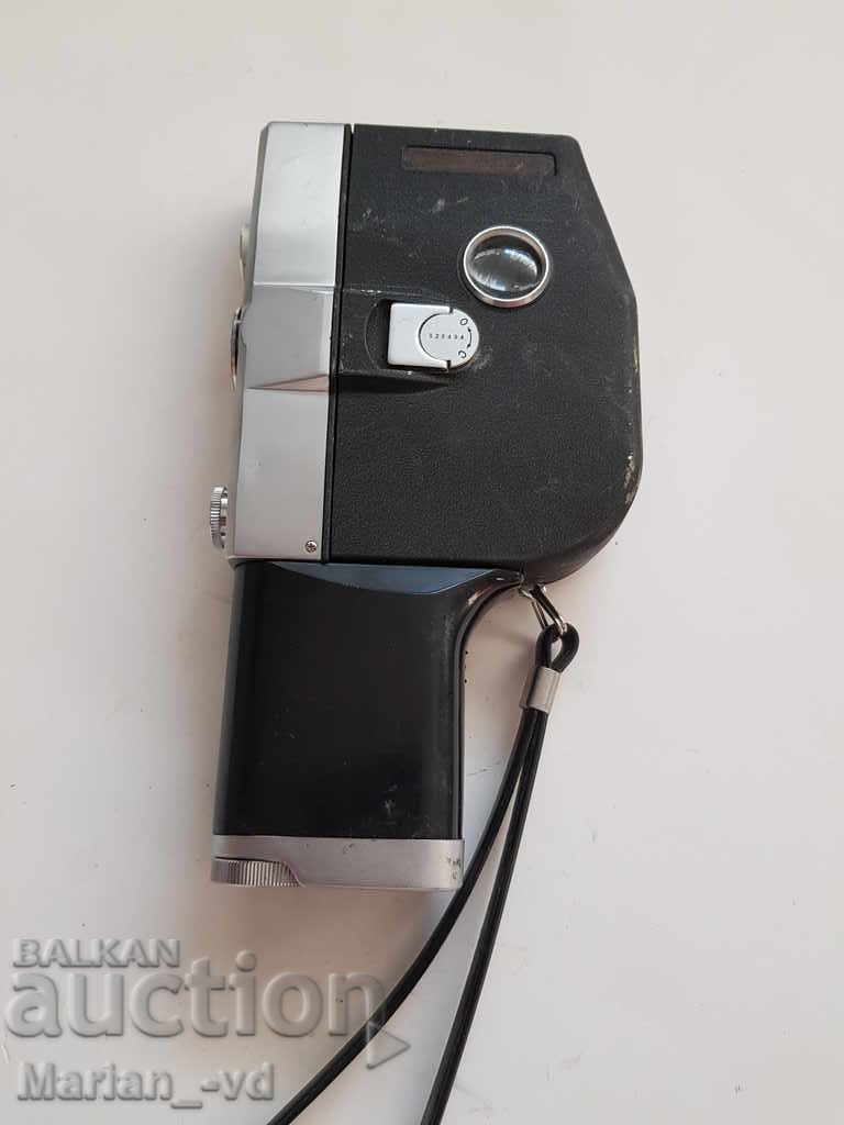 Стара мини камера Fujica