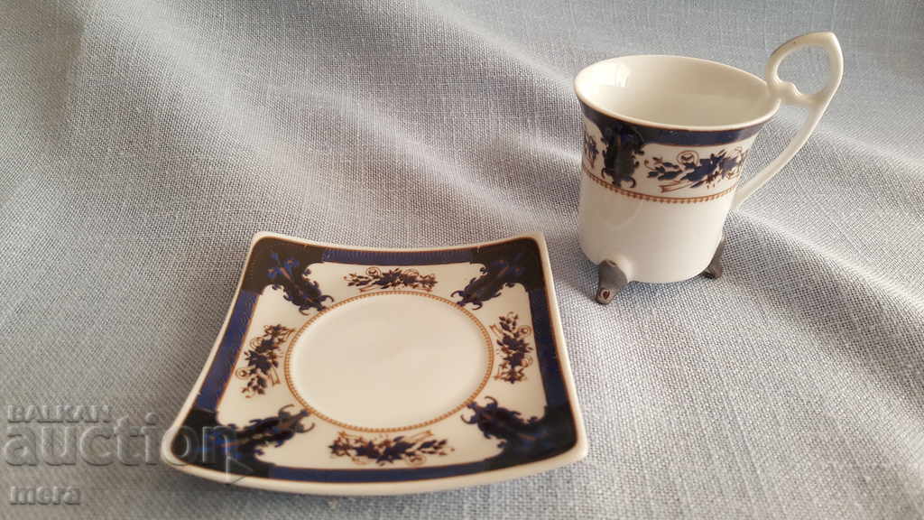 Delivery of Stylish porcelain cup with saucer-Royal England Delivery of Stylish porcelain cup with saucer-Royal England