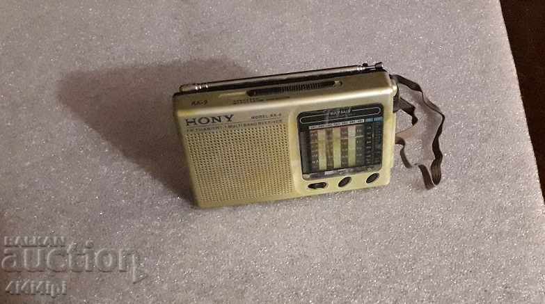 Mini radio.