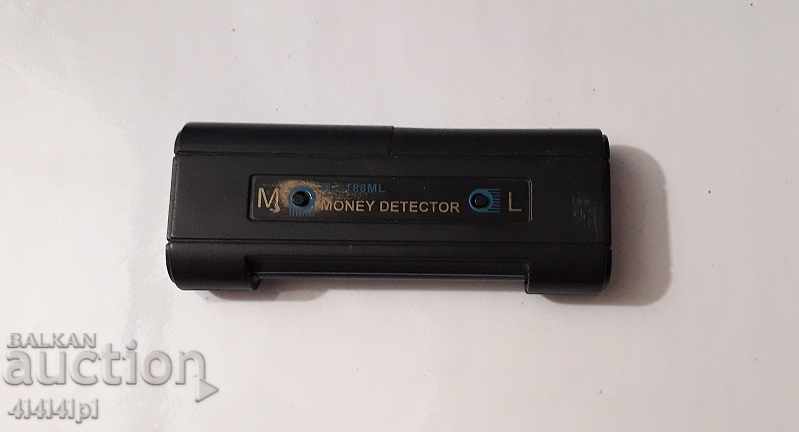 Currency detectors with price 5.00 BGN | € 2.56