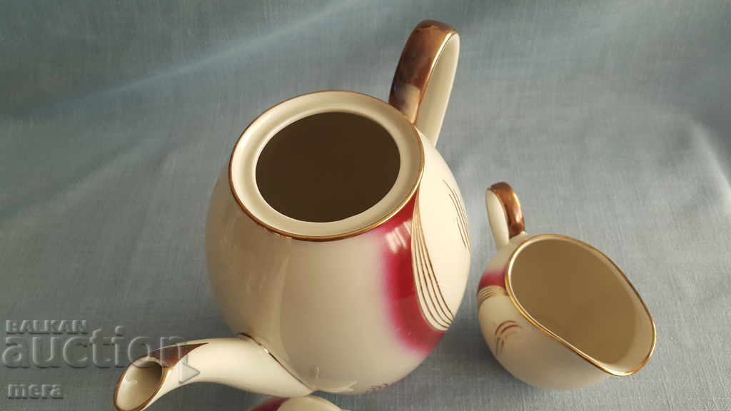 Delivery of Large porcelain jug and latiere - Bavaria