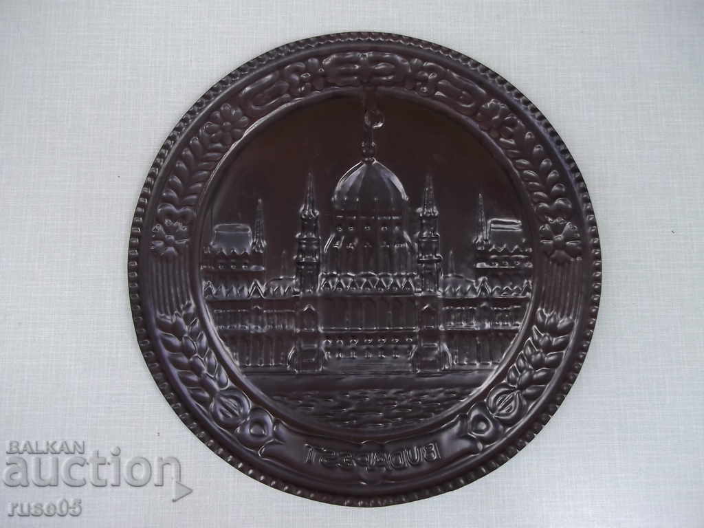 Delivery of Panel "BUDAPEST" copper round for wall