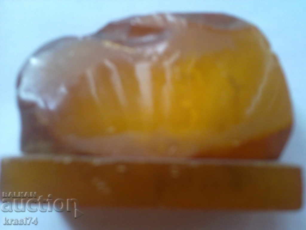 Auction A large piece of amber Auction A large piece of amber