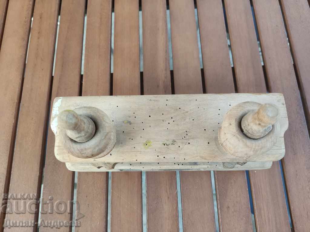 Aparat de tâmplărie antic cu preț 29.00 BGN | € 14.83