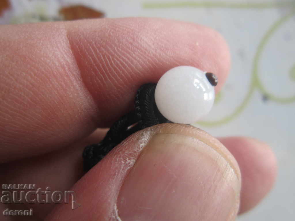 Delivery of Amazing locket necklace carved stone