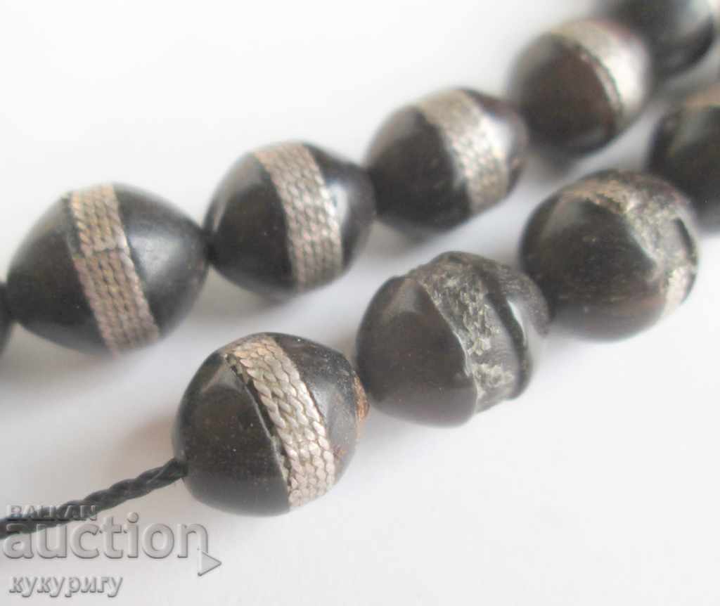 Доставка на Стара броеница 33 зърна с декорации Доставка на Стара броеница 33 зърна с декорации