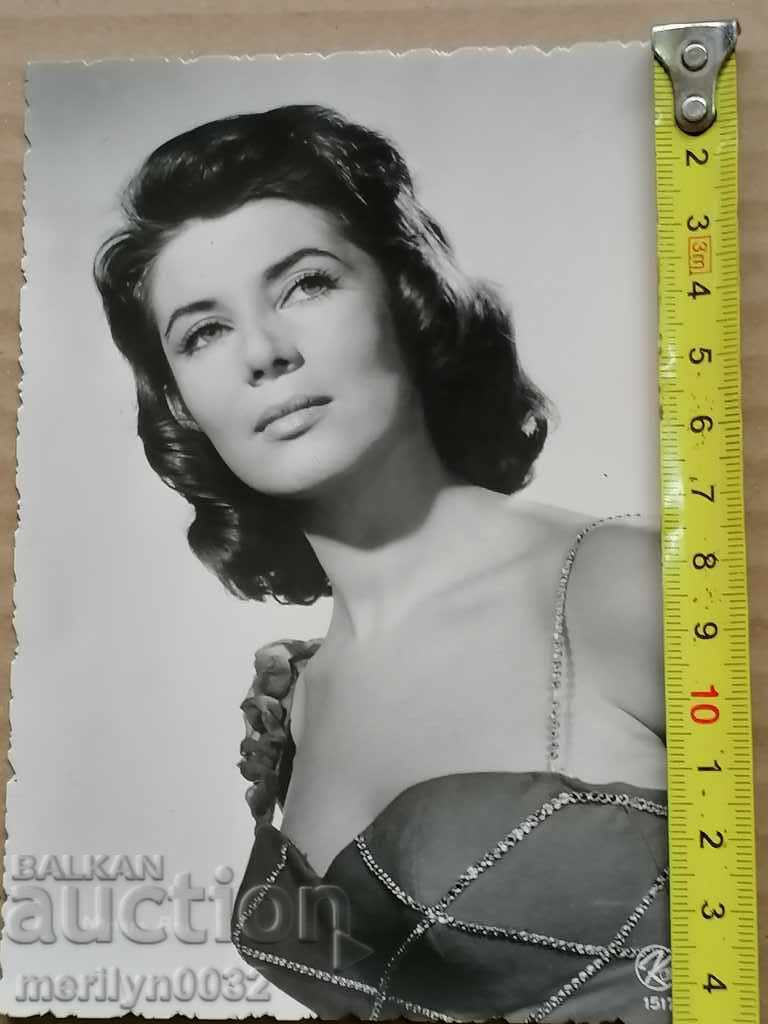 Auction Postcard photo Moriam Bru Vienna Auction Postcard photo Moriam Bru Vienna