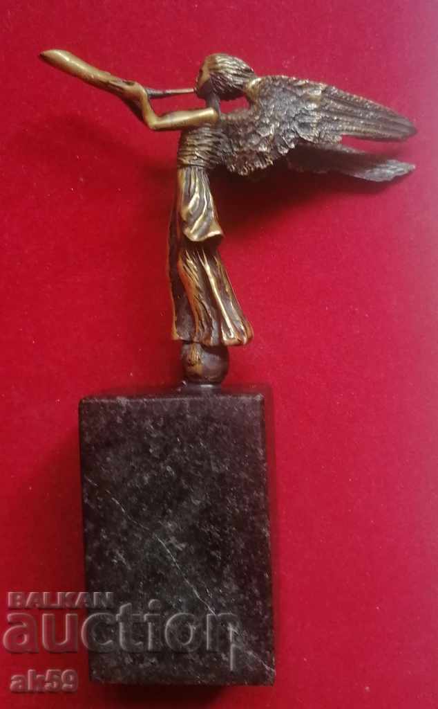 Small sculpture, sculpture "Angel" - bronze. with price 850.00 BGN | € 434.60 Small sculpture, sculpture "Angel" - bronze. with price 850.00 BGN | € 434.60