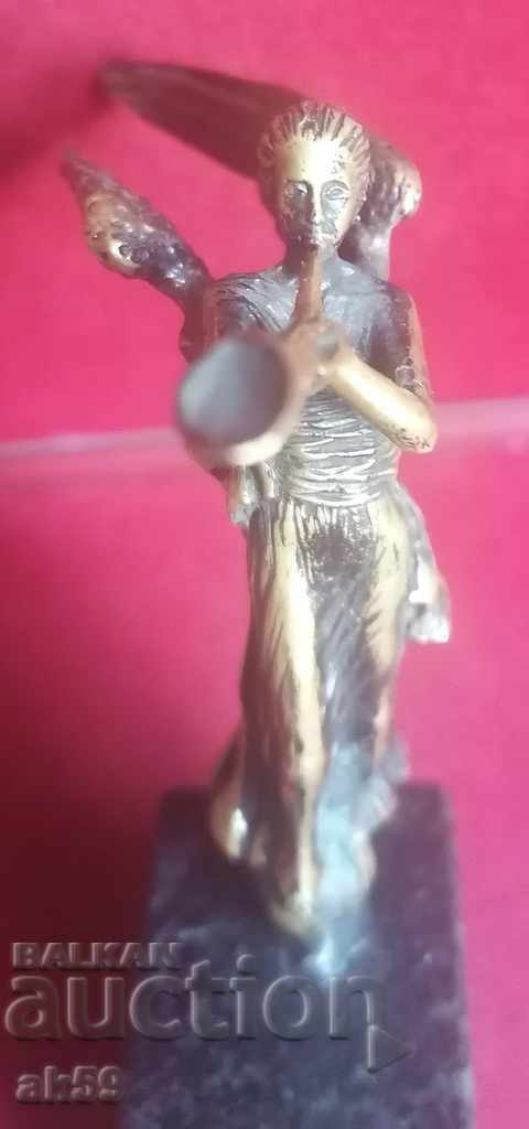 Delivery of Small sculpture, sculpture "Angel" - bronze. Delivery of Small sculpture, sculpture "Angel" - bronze.