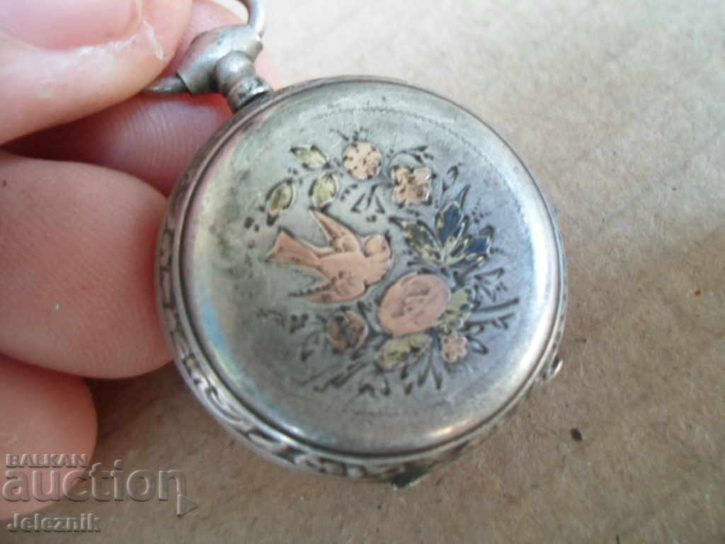 Livrarea ceas de buzunar antic elvețian argintiu pentru damă - de restaurat