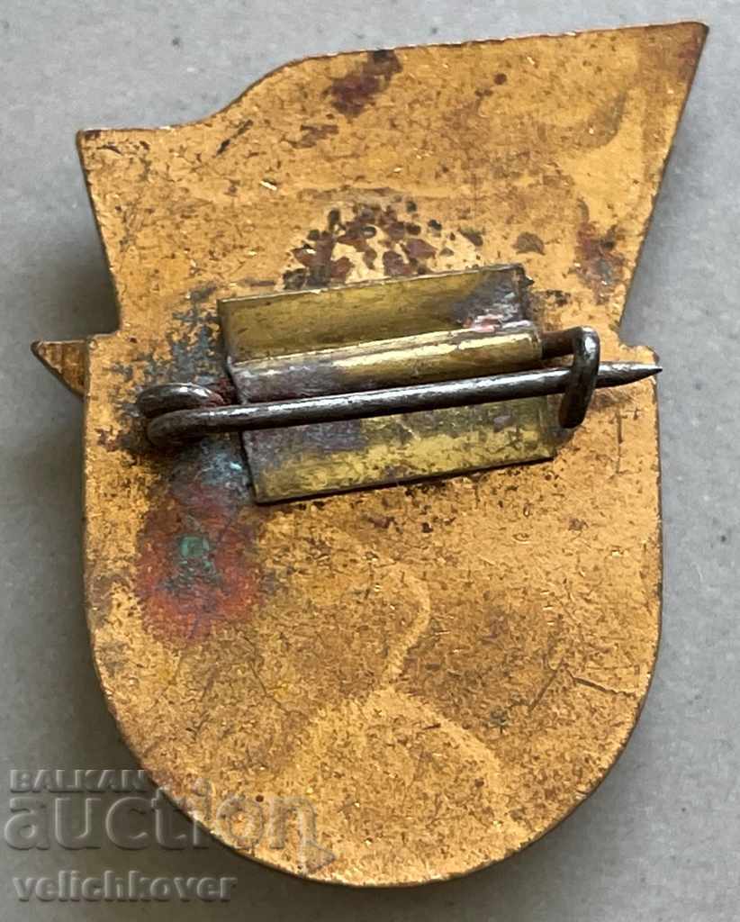 30357 Bulgaria military badge Warrior athlete III class enamel with price 3.00 BGN | € 1.53