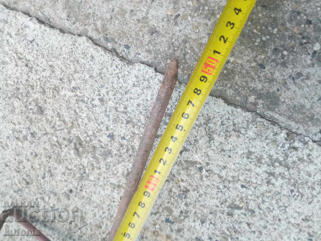 Auction An old iron appliance Auction An old iron appliance