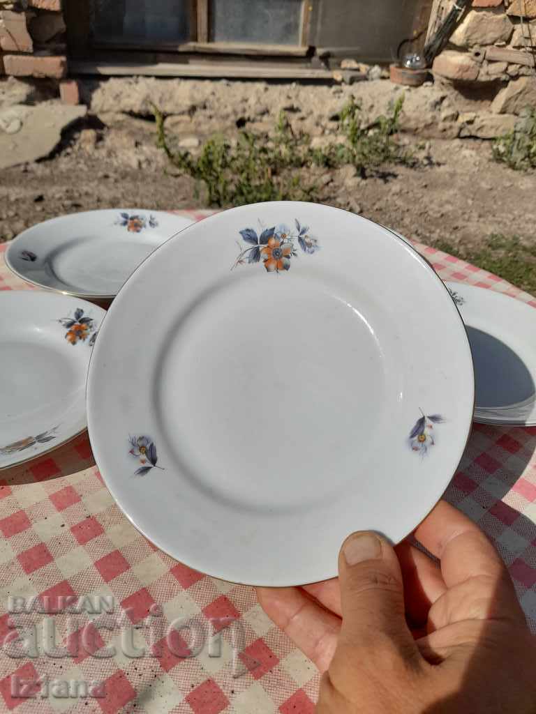 Licitație Veche vase de porțelan, plăci