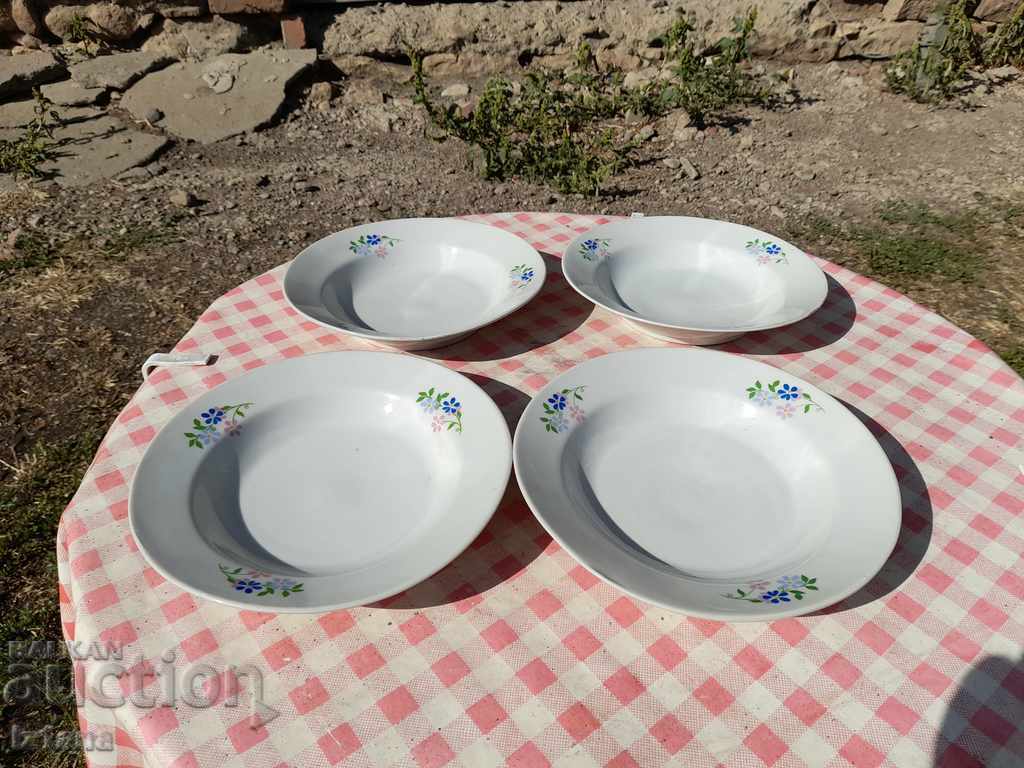 Παλιά πιάτα πορσελάνης, πλάκες με τιμή 25.00 BGN | € 12.78 Παλιά πιάτα πορσελάνης, πλάκες με τιμή 25.00 BGN | € 12.78