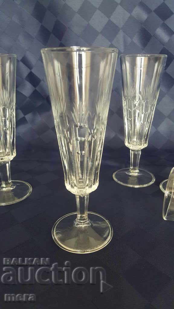 Delivery of Crystal elegant service