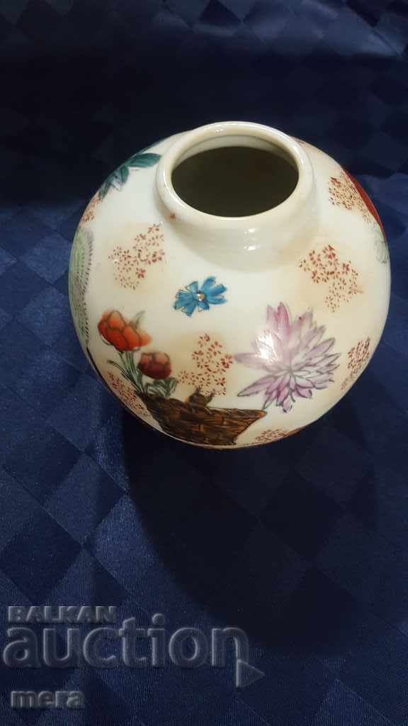 Porcelain Chinese vase - 5 Porcelain Chinese vase - 5