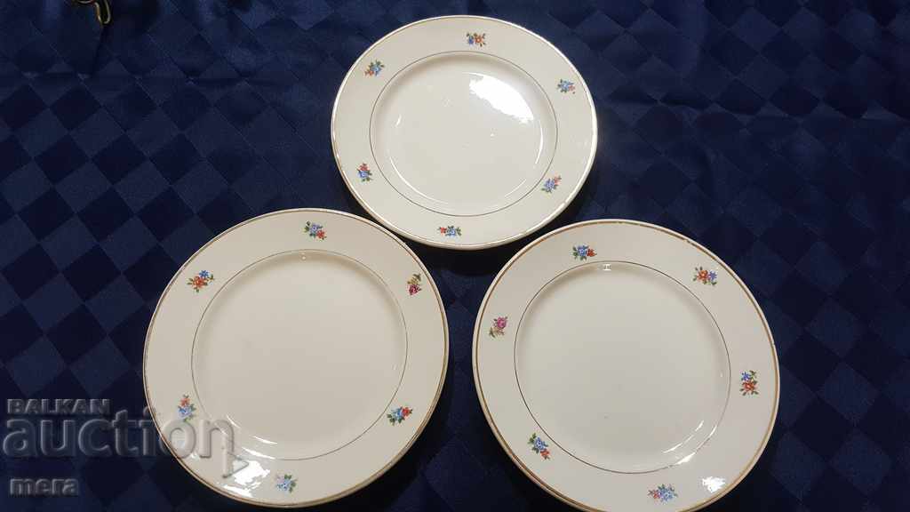 Porcelain plates-demi porcelaine badonviller france with price 30.00 BGN | € 15.34 Porcelain plates-demi porcelaine badonviller france with price 30.00 BGN | € 15.34