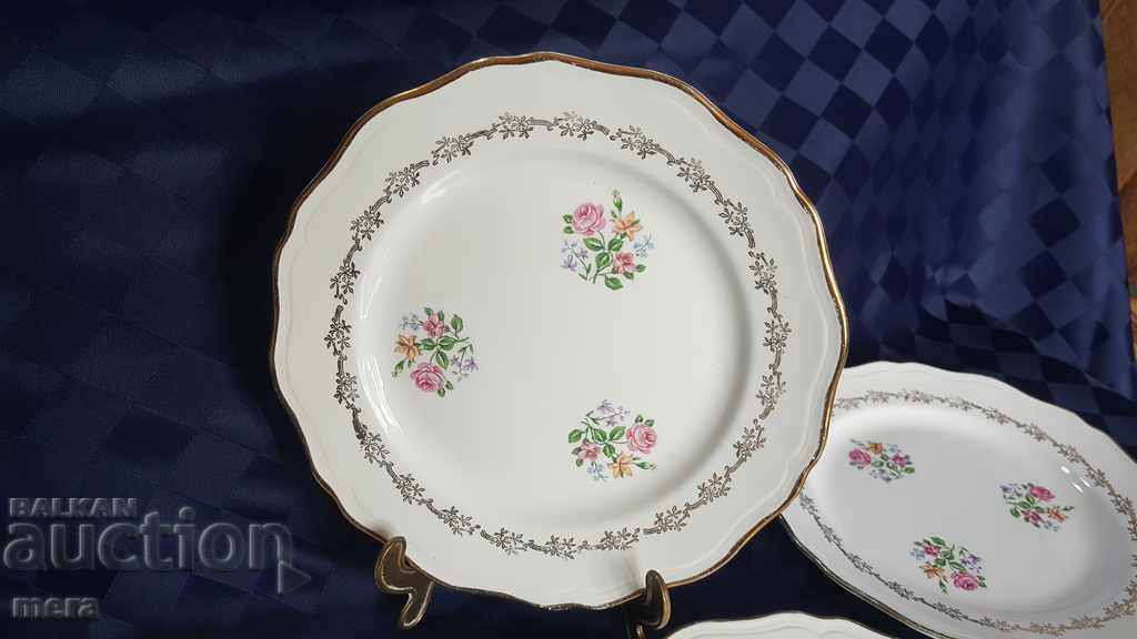 Auction Porcelain plates -L'amandinoise Auction Porcelain plates -L'amandinoise
