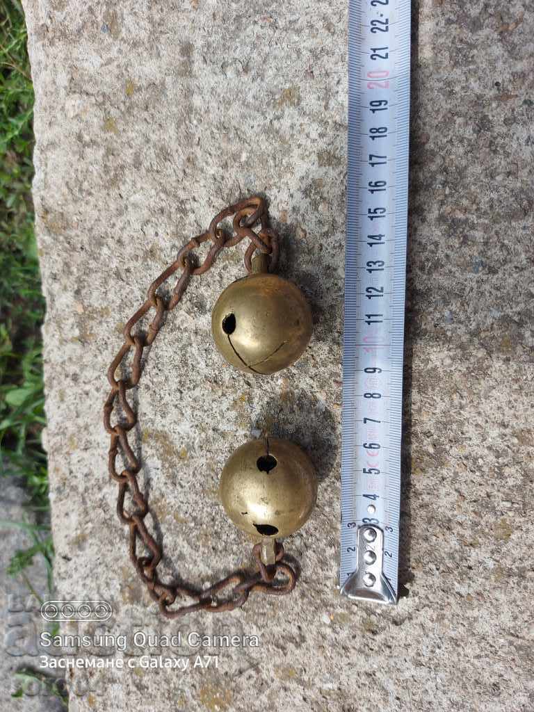 ОРЕХЧЕТА - ОТ ПО ЕДРИТЕ с цена € 17.99 | 35.19 лв.