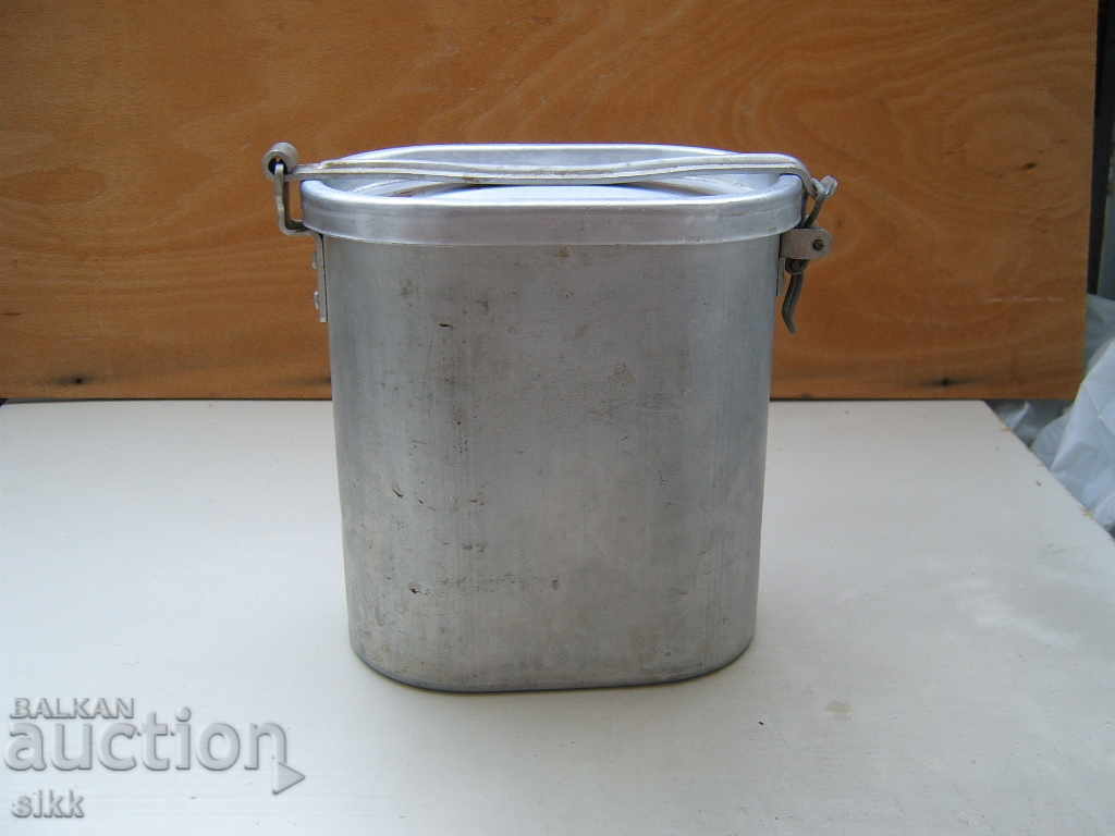 μπαστούνι ενός στρατιώτη με τιμή 10.00 BGN | € 5.11 μπαστούνι ενός στρατιώτη με τιμή 10.00 BGN | € 5.11