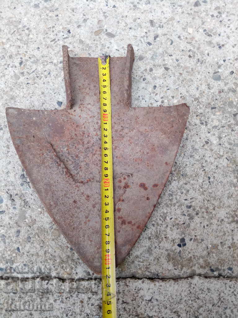 Old forged plow with price 9.99 BGN | € 5.11 Old forged plow with price 9.99 BGN | € 5.11
